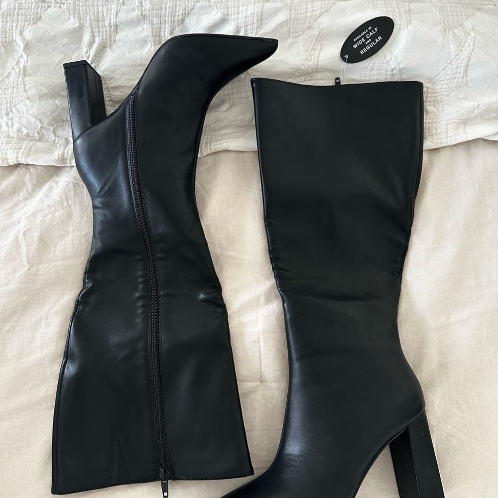 Elegant Black Women's Boots